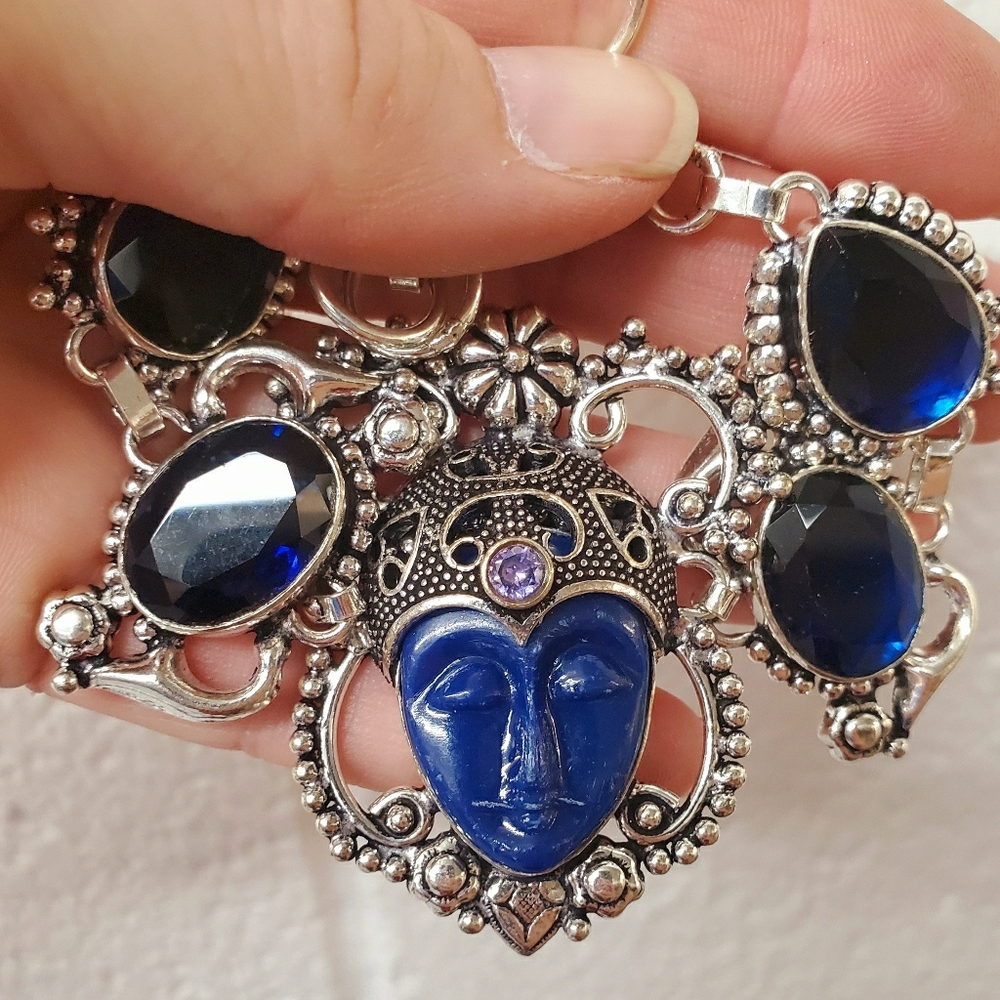 New Carved Goddess Face Iolite & Amethyst 925 Silver Bracelet.